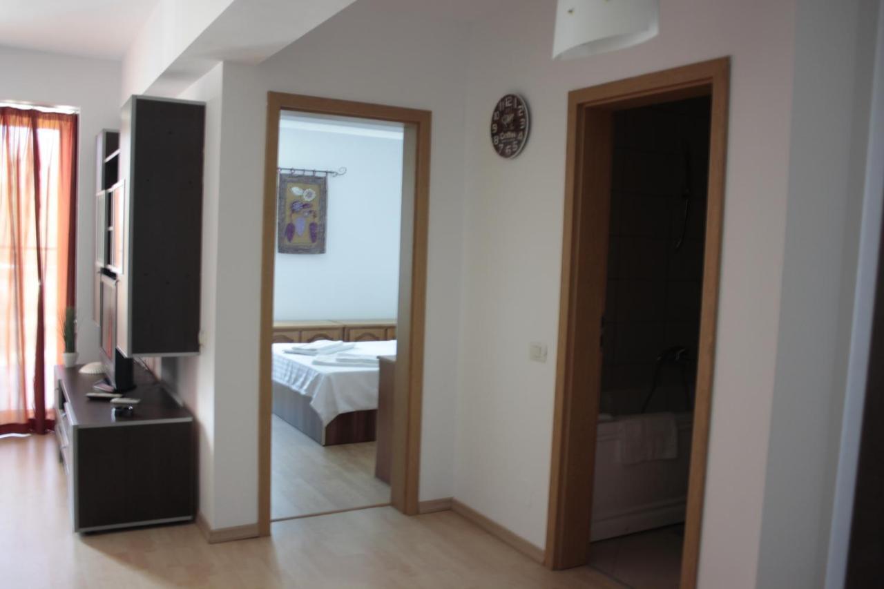 Appartamento SeaSide Piano Bar Apartament Mamaia Esterno foto